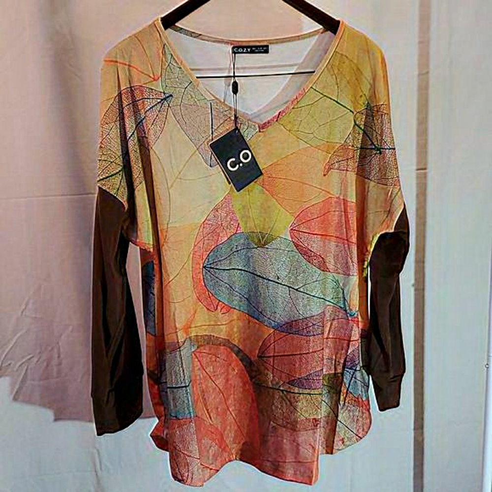 C.O.Z.Y.‎ shirt. NWT